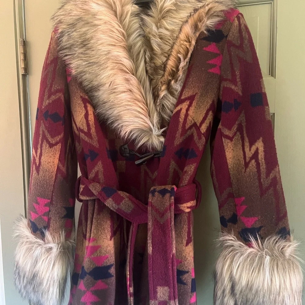 Tasha Polizzi Plains Coat, Medium - Picture 4 of 6